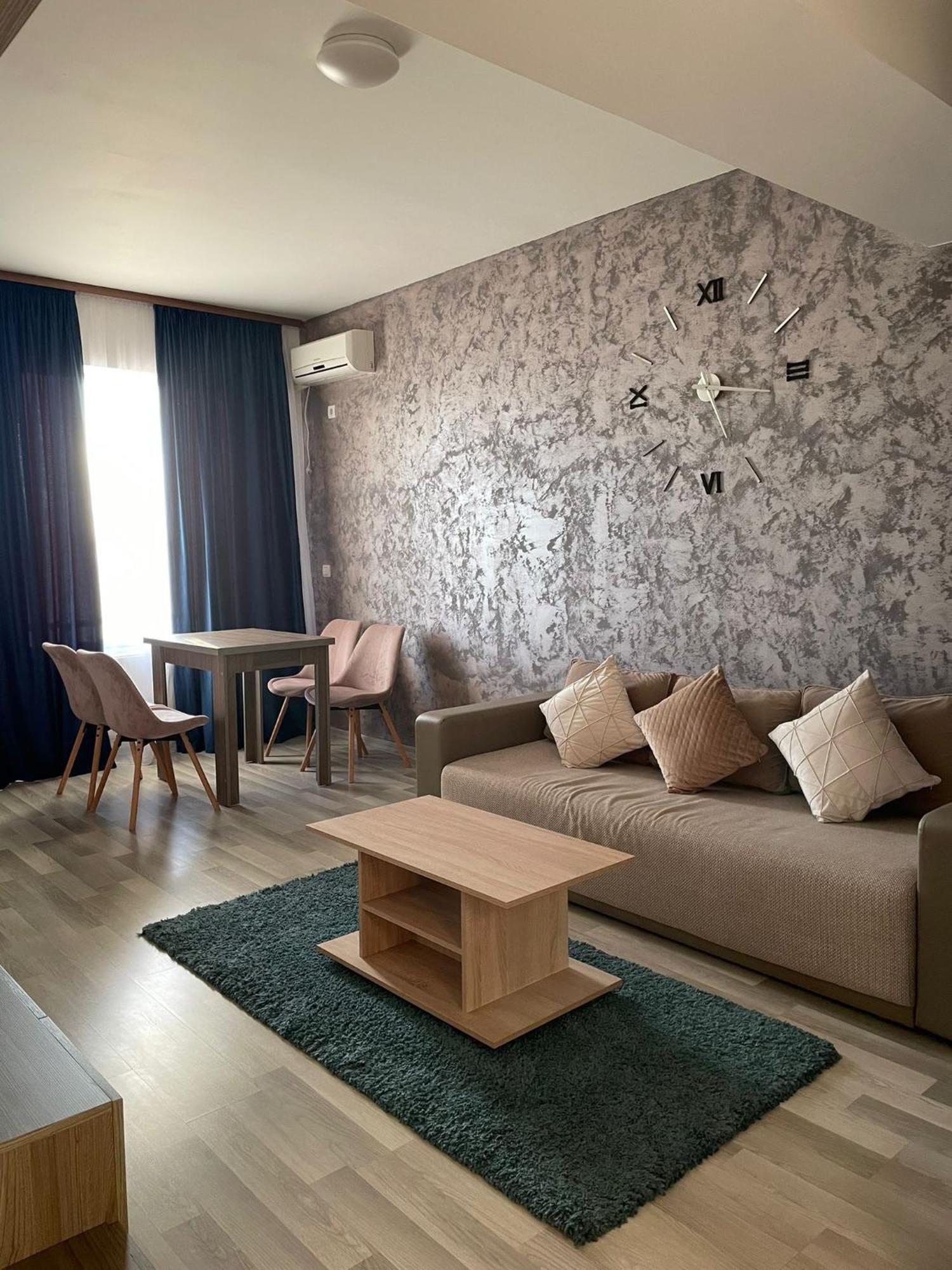 Apartament Bulevard - Summerland มามายา ภายนอก รูปภาพ